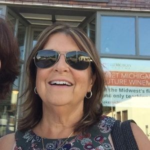 Meet your Posher, Robin